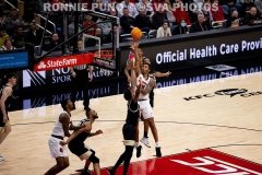 CollegeBBLouisvillevsWakeForest12-29-21RPSVA-13