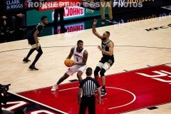 CollegeBBLouisvillevsWakeForest12-29-21RPSVA-6