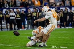 CollegeFBMusicCityBowlTennesseevsPurdue12-30-21MTSVA-71