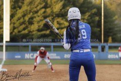 CollegeSoftballUKvsUofL4-20-21BMSVA-28