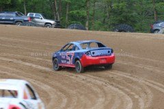 DirtTrackRacingMMP5-7-21RHSVA-180